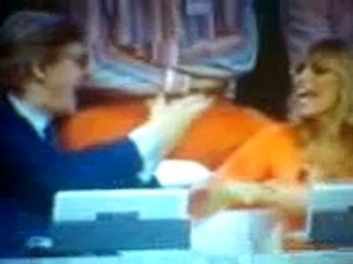 LA MIA VOCE Vittorio Sgarbi vs Alessandra Mussolini - Ricostruzione