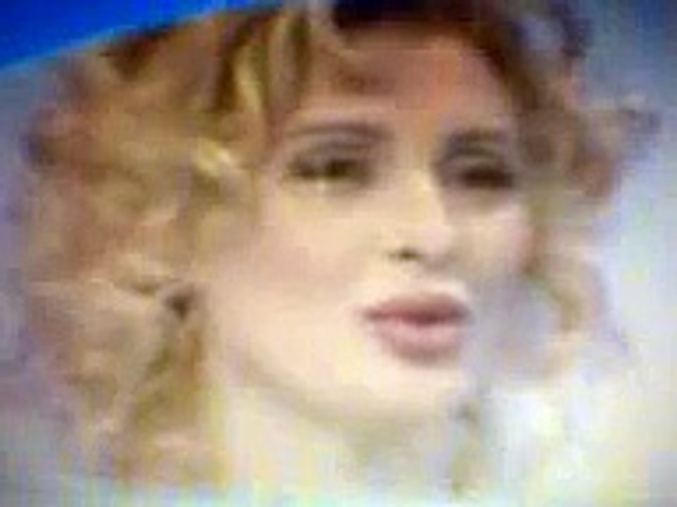 LA MIA VOCE Tina Cipollari corteggiatrice la Scelta 2000 - Analisi