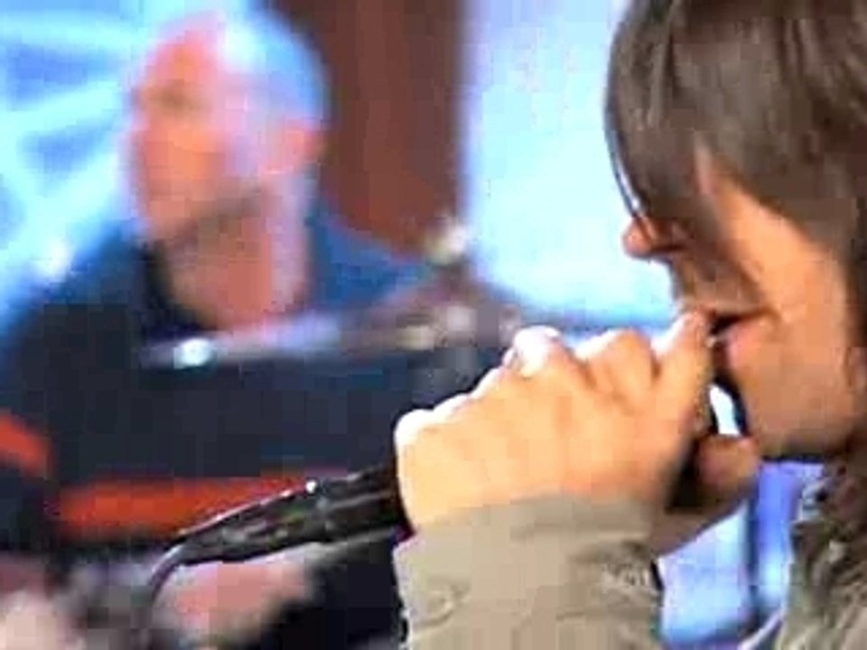 Red Hot Chili Peppers - Dani California (AOL Sessions 2006)
