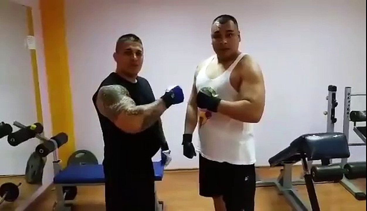 Adrian Corduneanu Fane asa o poza / HaHaHa