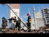 Monza - In fiamme il tetto di un palazzo in Piazza Duomo (10.03.16)