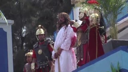 Saldo blanco en la 172 representación de la Pasión de Cristo en Iztapalapa
