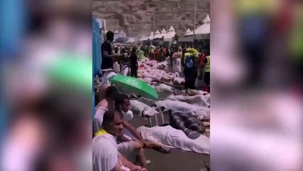 Rempuhan haji di Mina