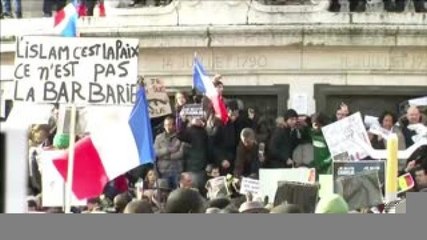 Marcha multitudinaria contra el terrorismo se apodera de Francia