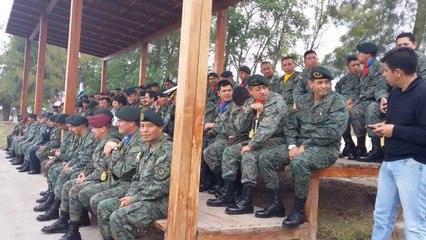 Rafael Correa firmó el decreto de la Equidad