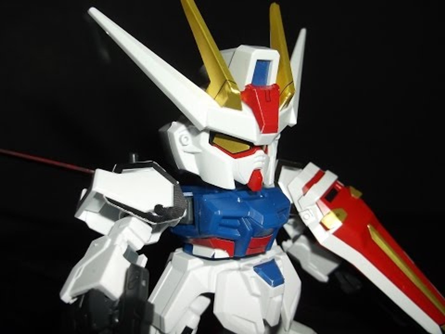 Sd Ex Standard Aile Strike Gundam Review Video Dailymotion