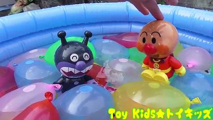 アンパンマン おもちゃアニメ プールで水ふうせん❤水遊び Toy Kids トイキッズ animation anpanman