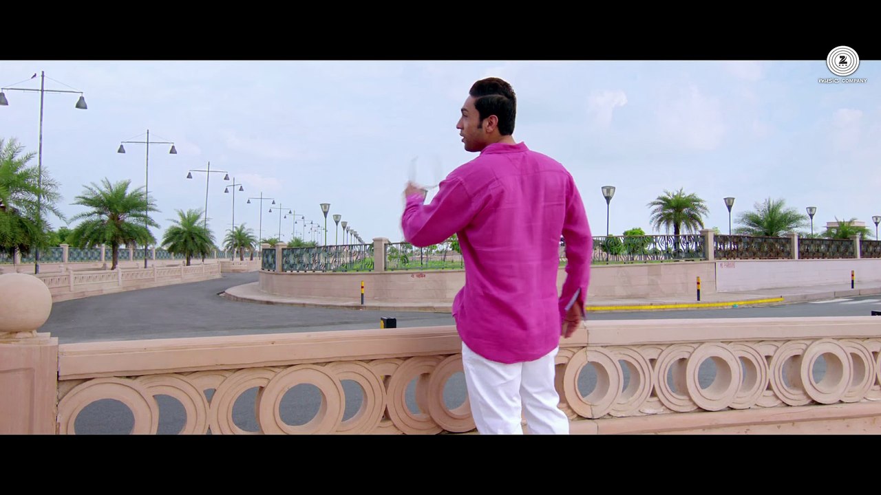 Tu Aaina Hai Mera Official Video - Luckhnowi Ishq - Mohd. Irfan - Adhyayan & Karishma