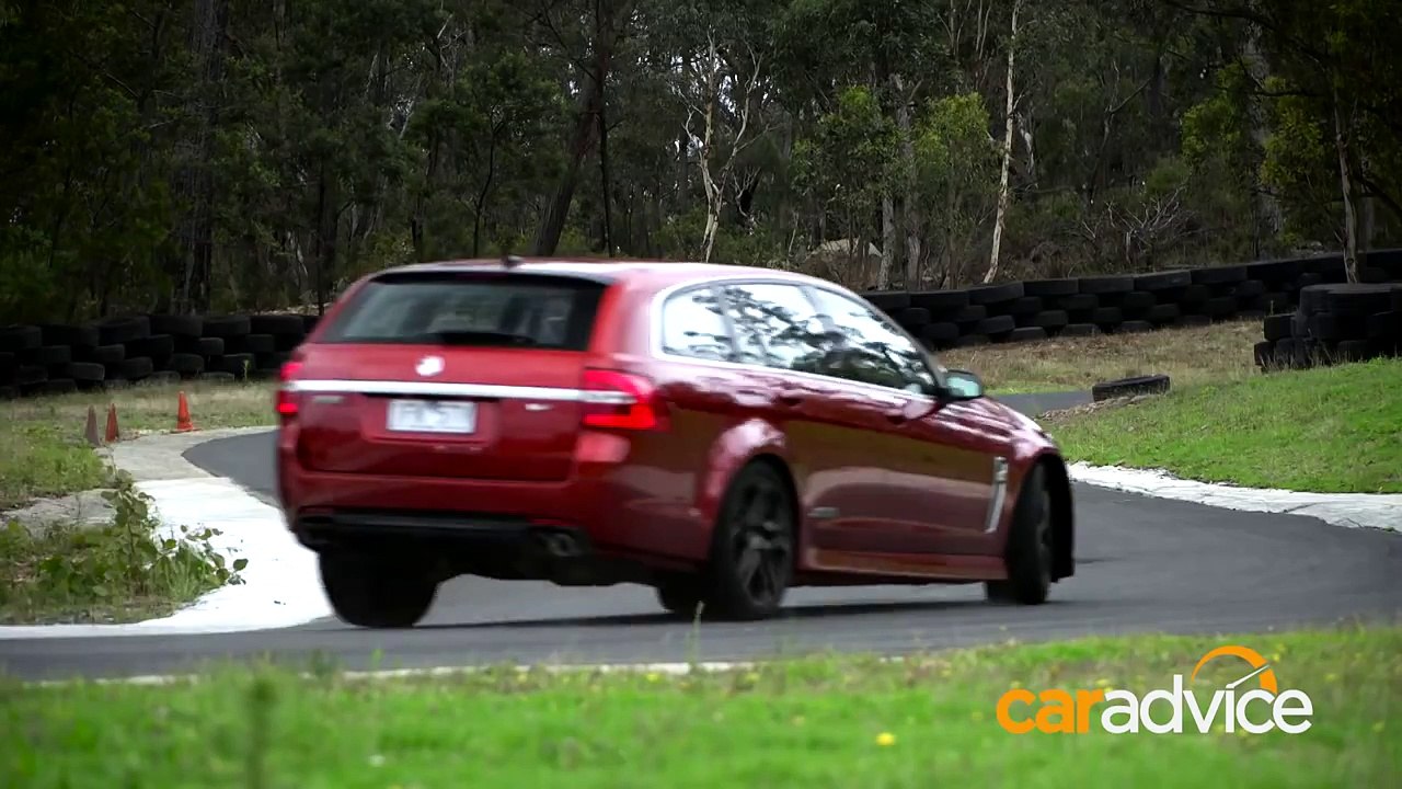 2016 Holden Commodore SS V Redline v Volkswagen Golf R Review : Wagon track and drag battl