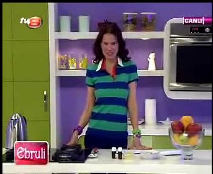 Güneş lekelerine bitkisel çözüm maske tarifi Güneş lekelerinden hangi maske korur