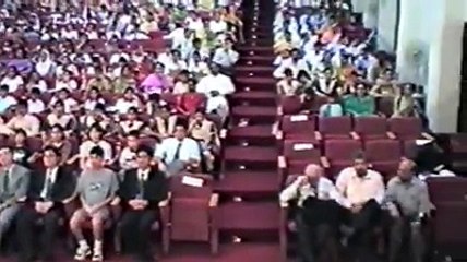 Madarsa turned into cinema Karachi get the details in video