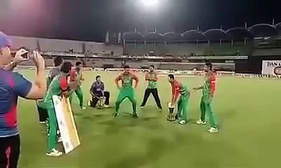 Taskin Ahmed Tazim dancing after match
