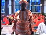 Shocking Video... Pastor TB Joshua prays for a dead baby inside a woman's womb it comes back to life Instantly......