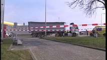 Groningse overlijdt na aanrijding met vrachtwagen bij tankstation - RTV Noord
