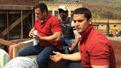 SULTAN: Salman Khan CAUGHT Doing DANGEROUS STUNT