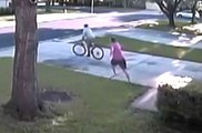 Bisikletini Çalan Hırsızı Koşarak Yakaladı