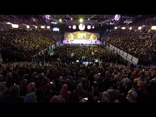 Başbakan, 'Kutlu Doğum Haftası'nda konuşurken elektrikler kesildi