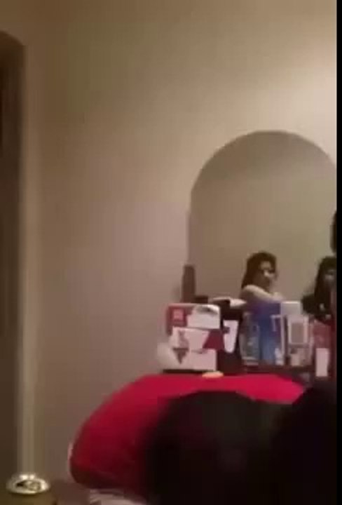 Sexy Dance On Honey Singh's Choot Song