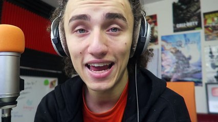 THIS CAT EATS BOXES!