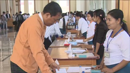 حزب سوتشي بميانمار يحدد مرشحه للرئاسة