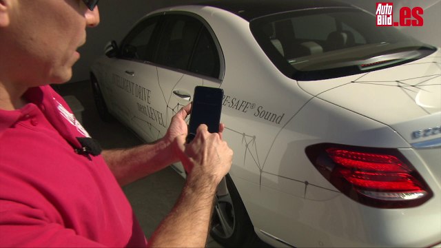 Aparcamiento remoto del Mercedes Calse E