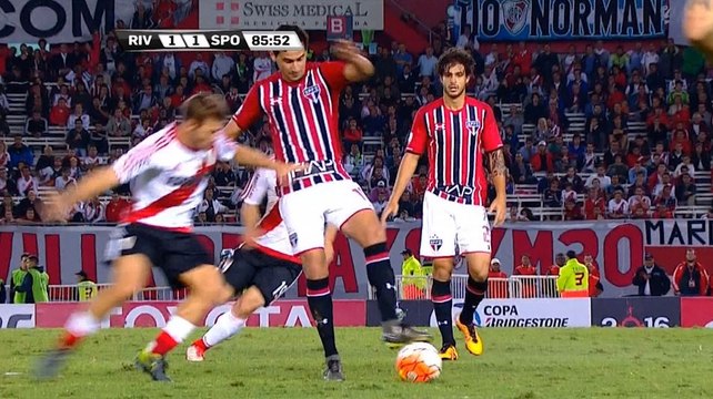 Le petit pont hallucinant de Ganso