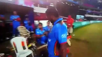 Muhammad Shehzad ne Inzimam-ul-haq ki insult kar di inzi bhai ko kahen ka nhi choora Very Sad Moment Plz Must Watch it