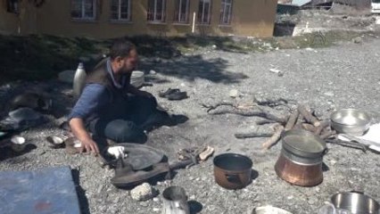 Seyyar Kalaycı" Zamana Direniyor