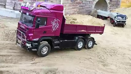 RC truck, iPhone 6 Plus + Slow Motion Test with 240 fps! Truck loses load!
