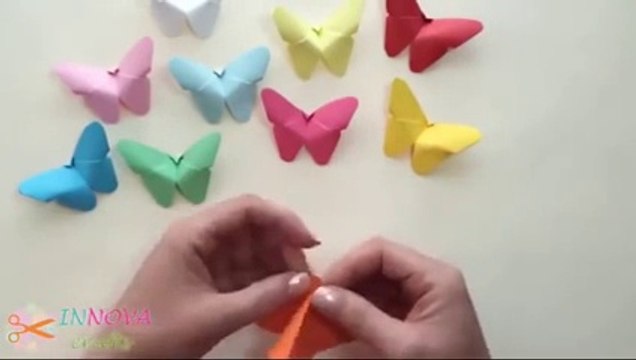 Mariposas de papel.