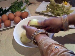 "Aaloo Ande" Bajias Cooking