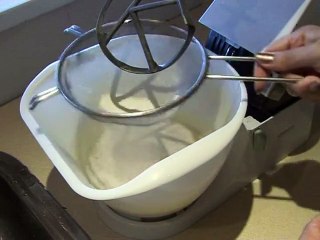 "Fruit Cake" Bajias cooking