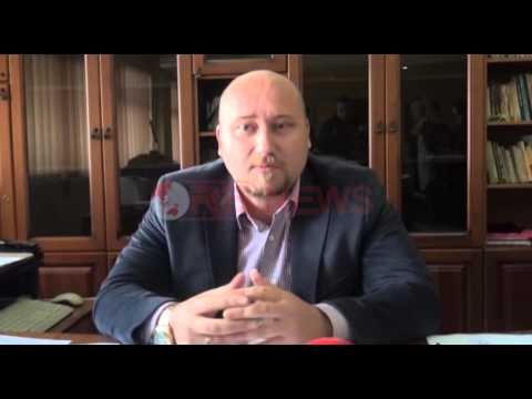 Përgatitjet për festivalin e këngës qytetare në teatrin “Skampa”