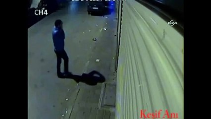 Kuyumcuda hırsızlık girişimi kamerada