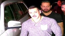 OMG! Salman Khan's Bodyguard Shera BEATS A FAN - Video Dailymotion