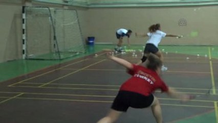 Badmintonun Yıldızları" Avrupa Şampiyonasına Hazırlanıyor