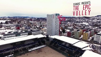 Une reprise de volée dingue de 84 mètres
