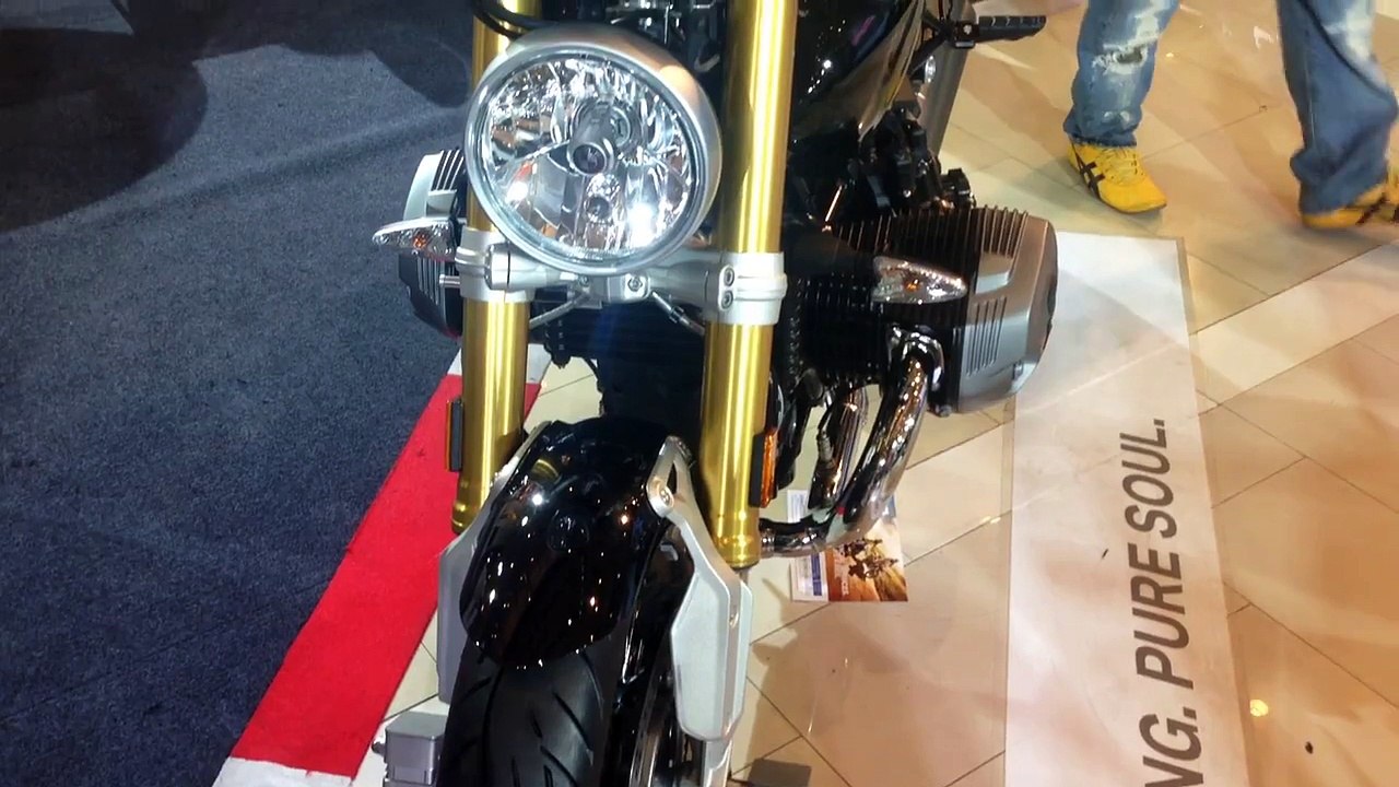 2016 BMW R-Nine-T