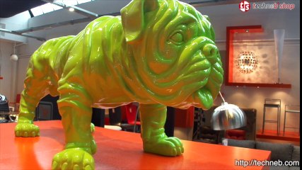 Statuette forme chien LOUME en fibre de verre (vert)