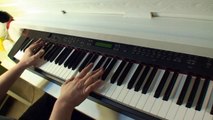 Linus and Lucy (Charlie Brown theme song) Piano with jazz band backing.