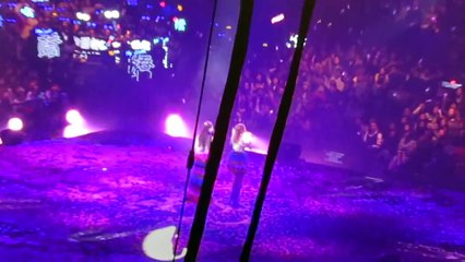 2016.01.02 Twins LOL Live in HK Encore ‌踏踏步哈姆太郎＋Talking