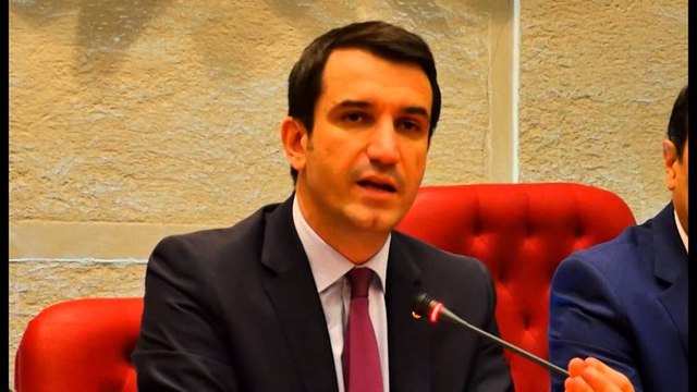 ERION VELIAJ THIRRJE QYTETAREVE TE BASHKOHEN NE AKSIONIN PER PASTRIMIN E TIRANES LAJM