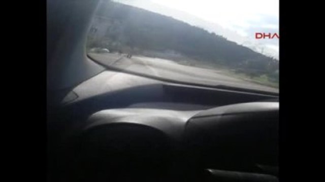 Kocaeli MHP İlçe Başkanı, Uyuşturucu Satıcısı Olduğunu İddia Ettiği Kişiyi Tekme Tokat Dövdü