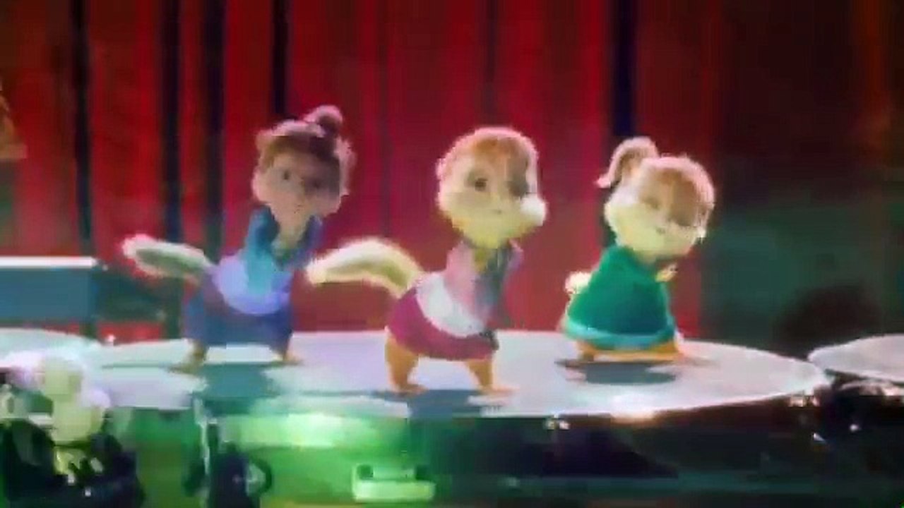 Awesome (Chittiyaan Kalaiyaan) by Chipmunks  - Roy Dance Video