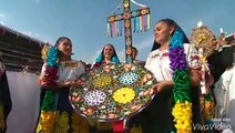 Papa Francisco en Morelia Michoacán México : Jóvenes Cantan ' Cielito Lindo ' por Paz y Amor
