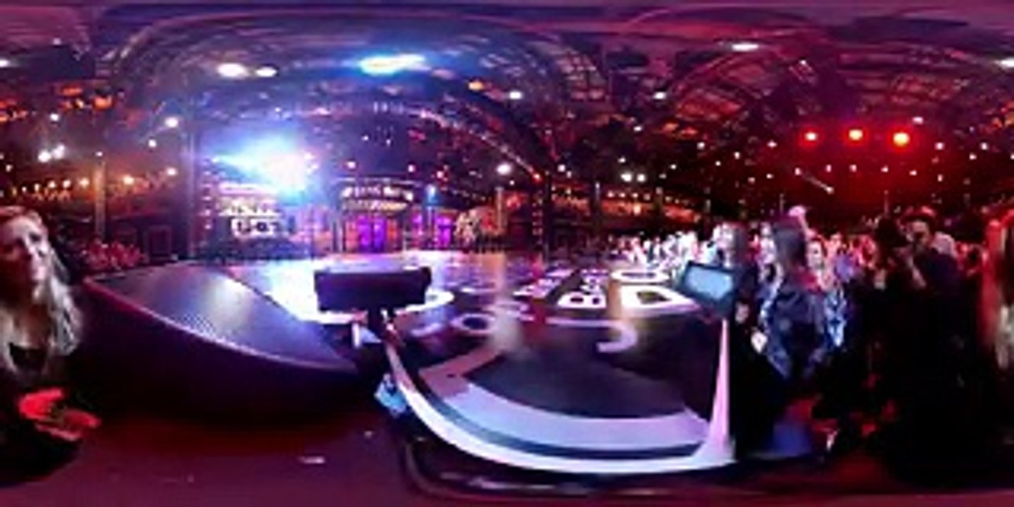 Kaley Cuoco's _Move Bitch_ (360° VR Video) _ Lip Sync Battle