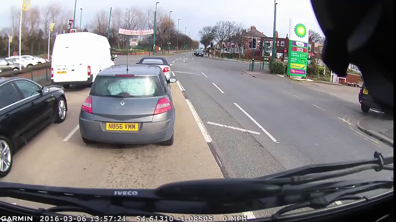 Asshole Runs Red Light