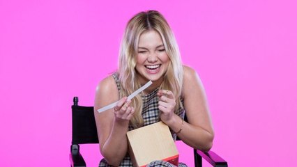 Olivia Holt Plays '90s Lyrics Trivia