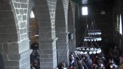 Stk'lardan "Karikatür" Tepkisi