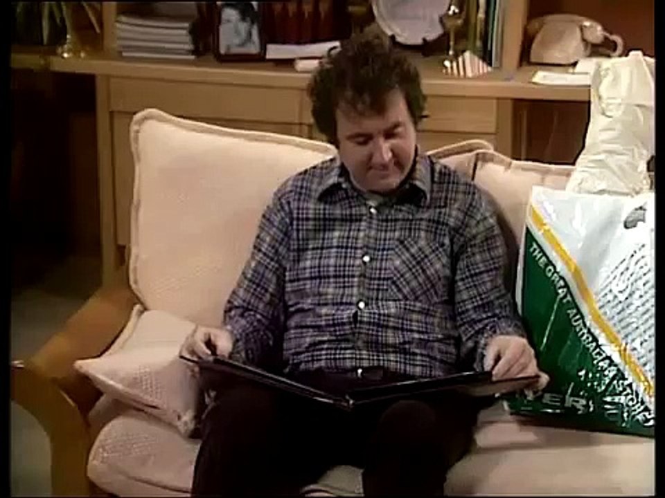 Neighbours ( 1985 ) E093
